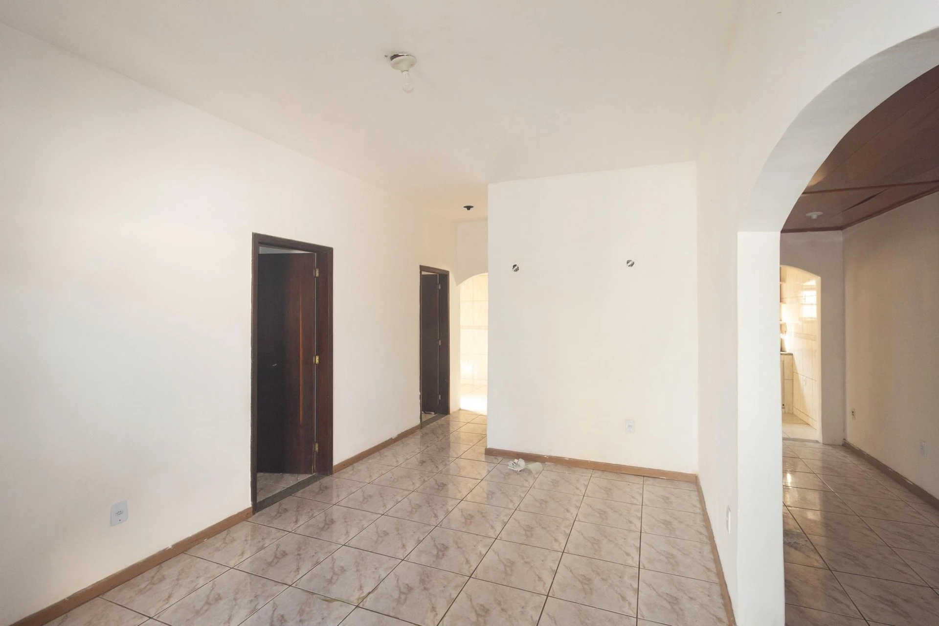 Rental house with 2 bedrooms and 1 en-suite — photo 25