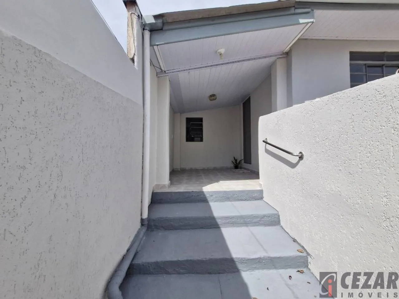 Unfurnished house with 2 bedrooms and a laundry area — photo 28