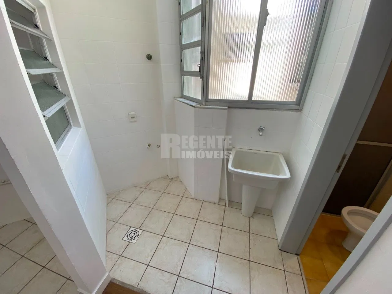 Квартира 82 м² з 2 спальнями та балконом — photo 12