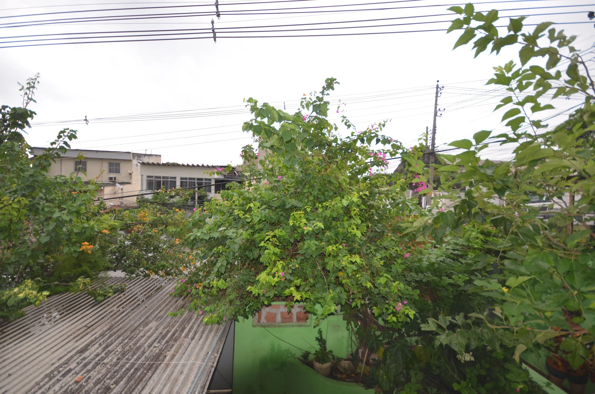 House for rent with 3 bedrooms and a balcony — photo 24