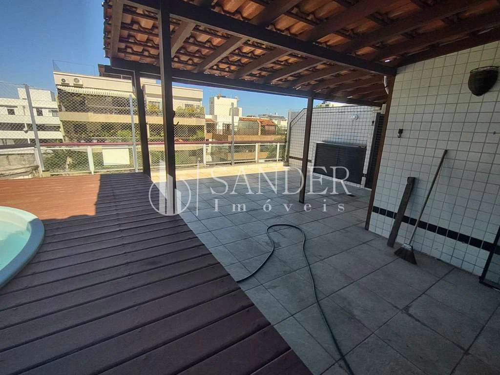 Penthouse with 4 bedrooms and 180 m² with terrace — photo 19