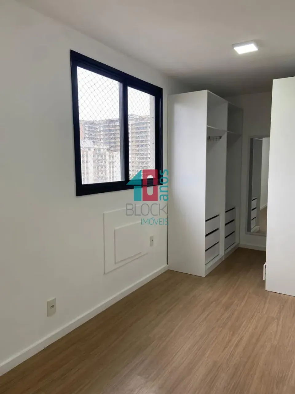 2-bedroom apartment with balcony and 2 bathrooms — photo 17