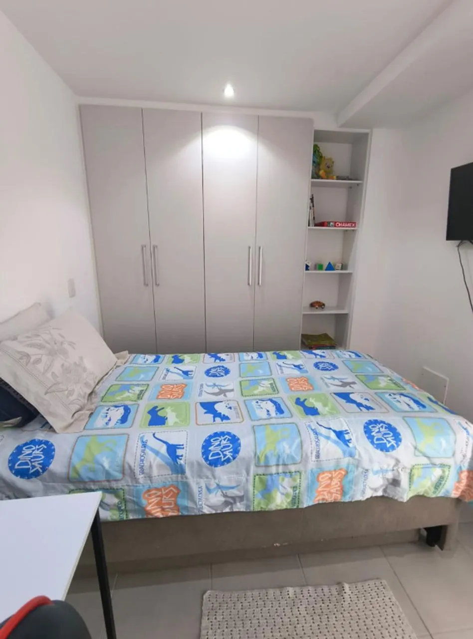 Furnished apartment with open-plan gas kitchen and 4 rooms — photo 17