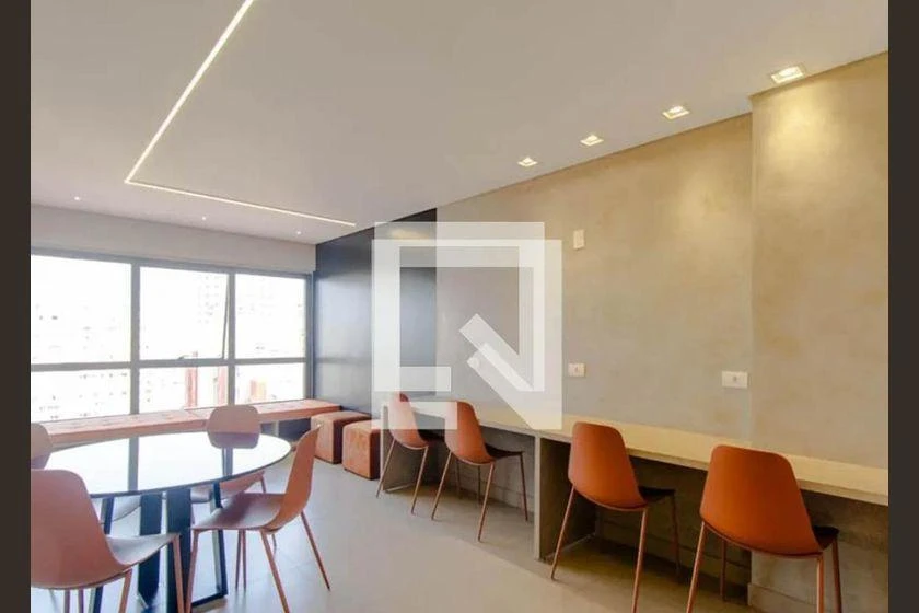 One-bedroom apartment with a home office in Curitiba — photo 8