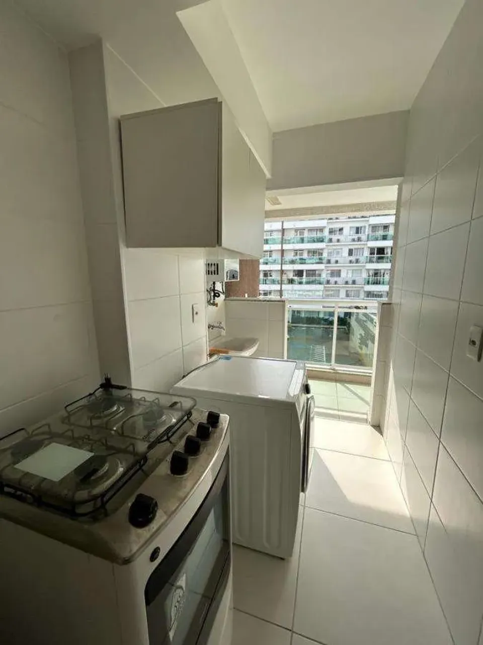 Apartamento mobiliado com 2 quartos e 3 banheiros — photo 2