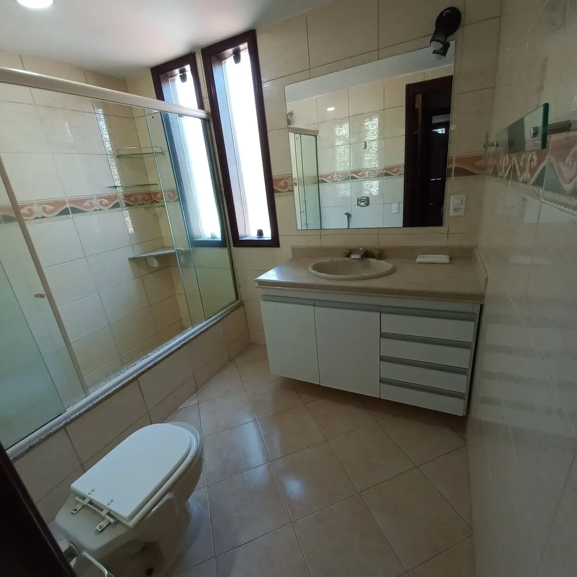 Casa en alquiler con 4 dormitorios y 5 baños — photo 22