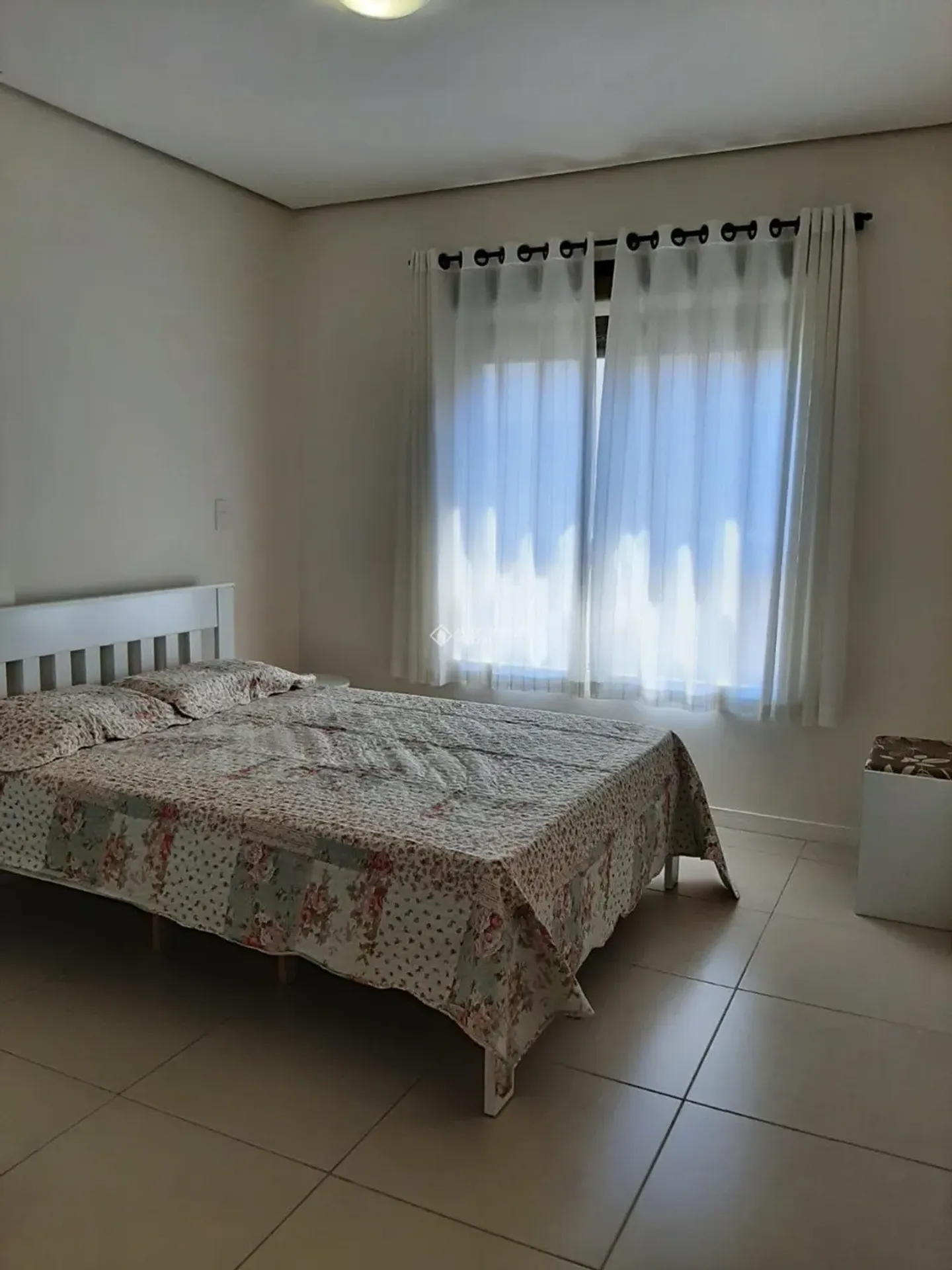 Apartment on the 3rd floor with a grill on the balcony — photo 13