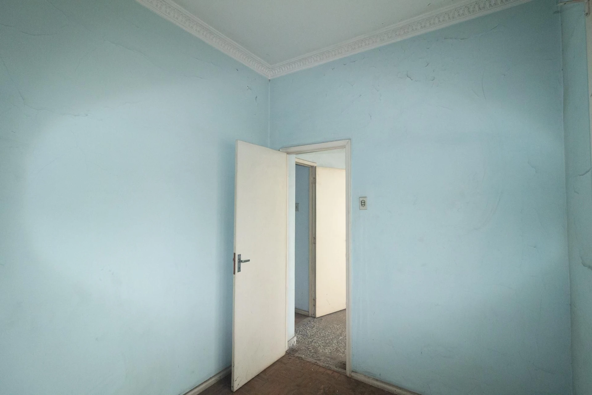 6 quartos e jardim: casa de 263 m² — photo 37