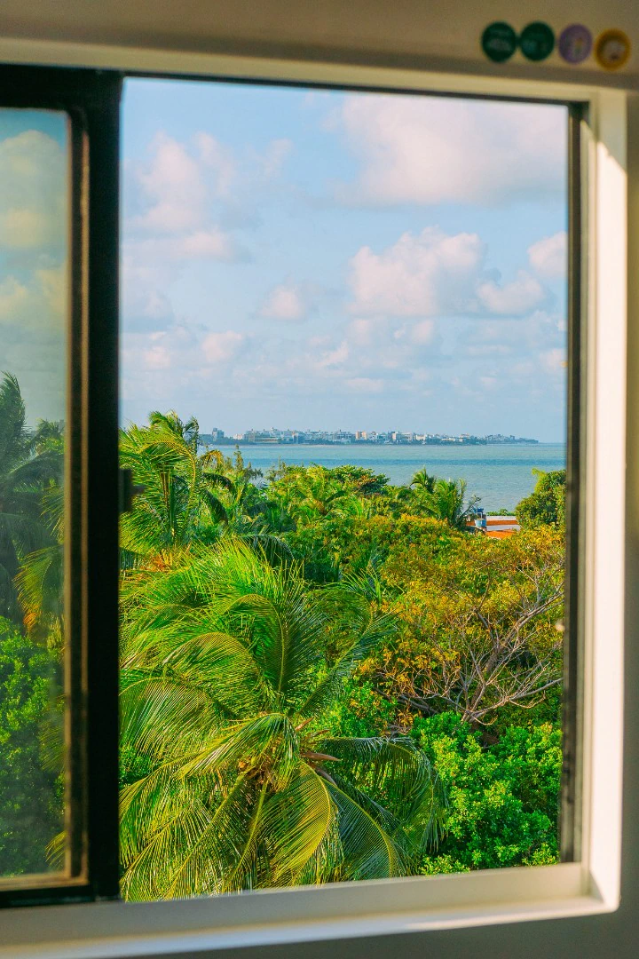 Water view in a 3-bedroom apartment, 125 m² — photo 14