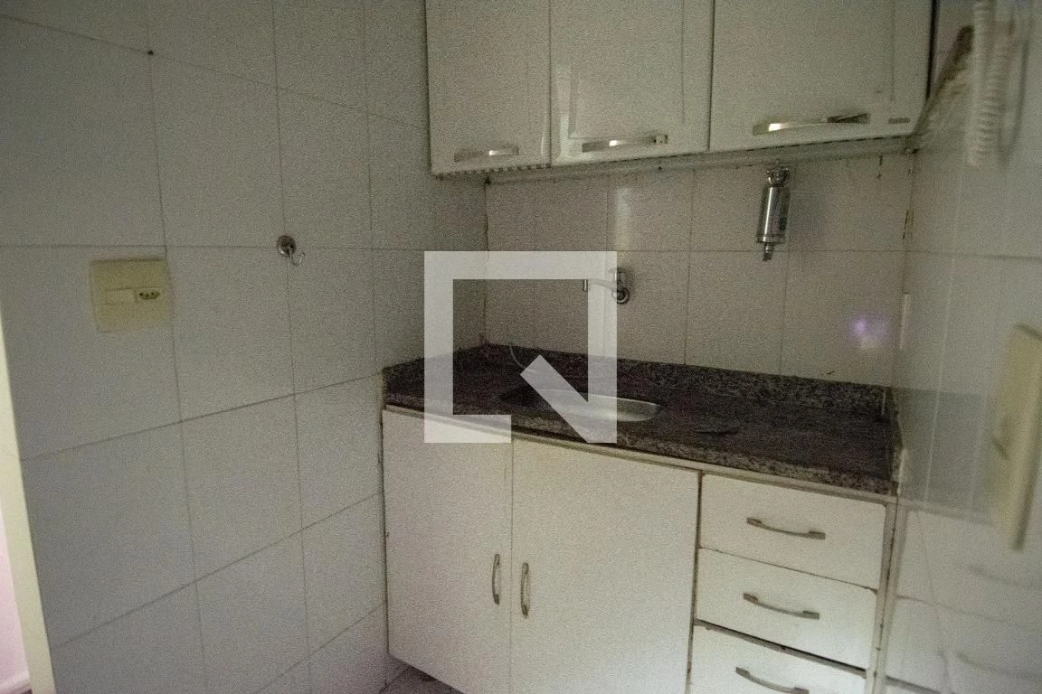 Monoambiente con piso de madera o laminado en Rio de Janeiro — photo 23