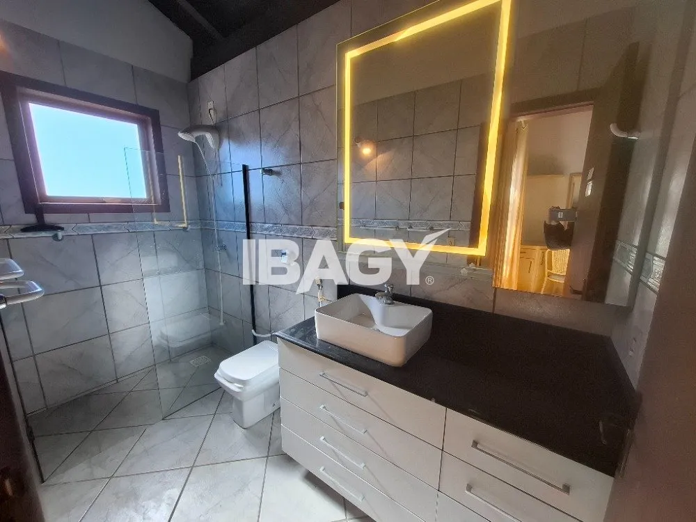 Furnished house with 5 bedrooms, 2 suites and 2 parking — photo 57