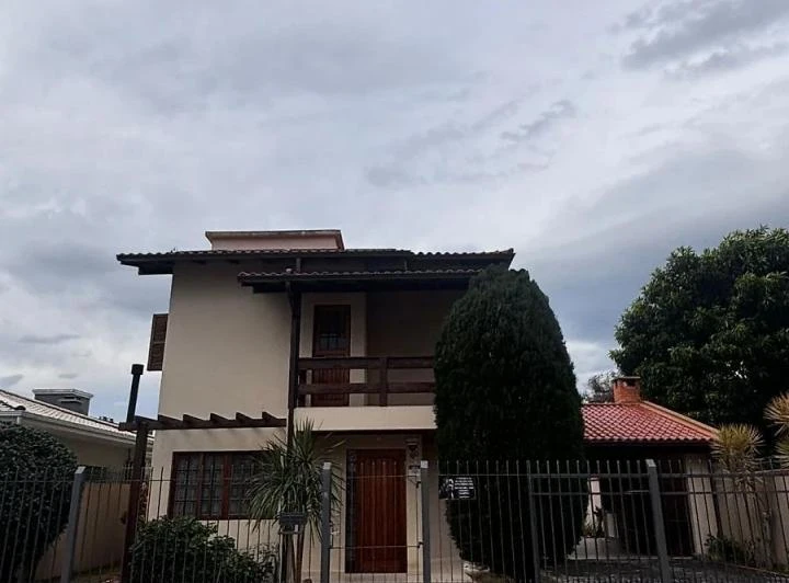 360 m² house with air conditioning and 3 bedrooms — photo 3