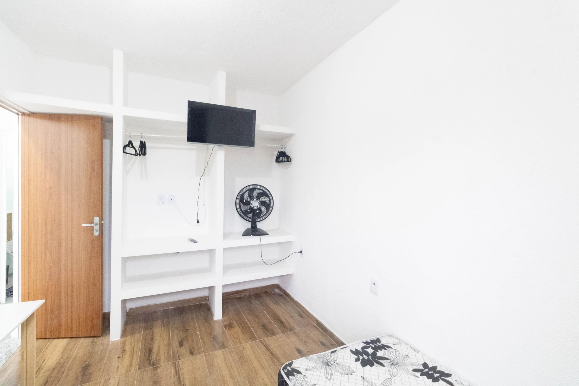 Casa amueblada con 1 dormitorio y 1 baño — photo 8