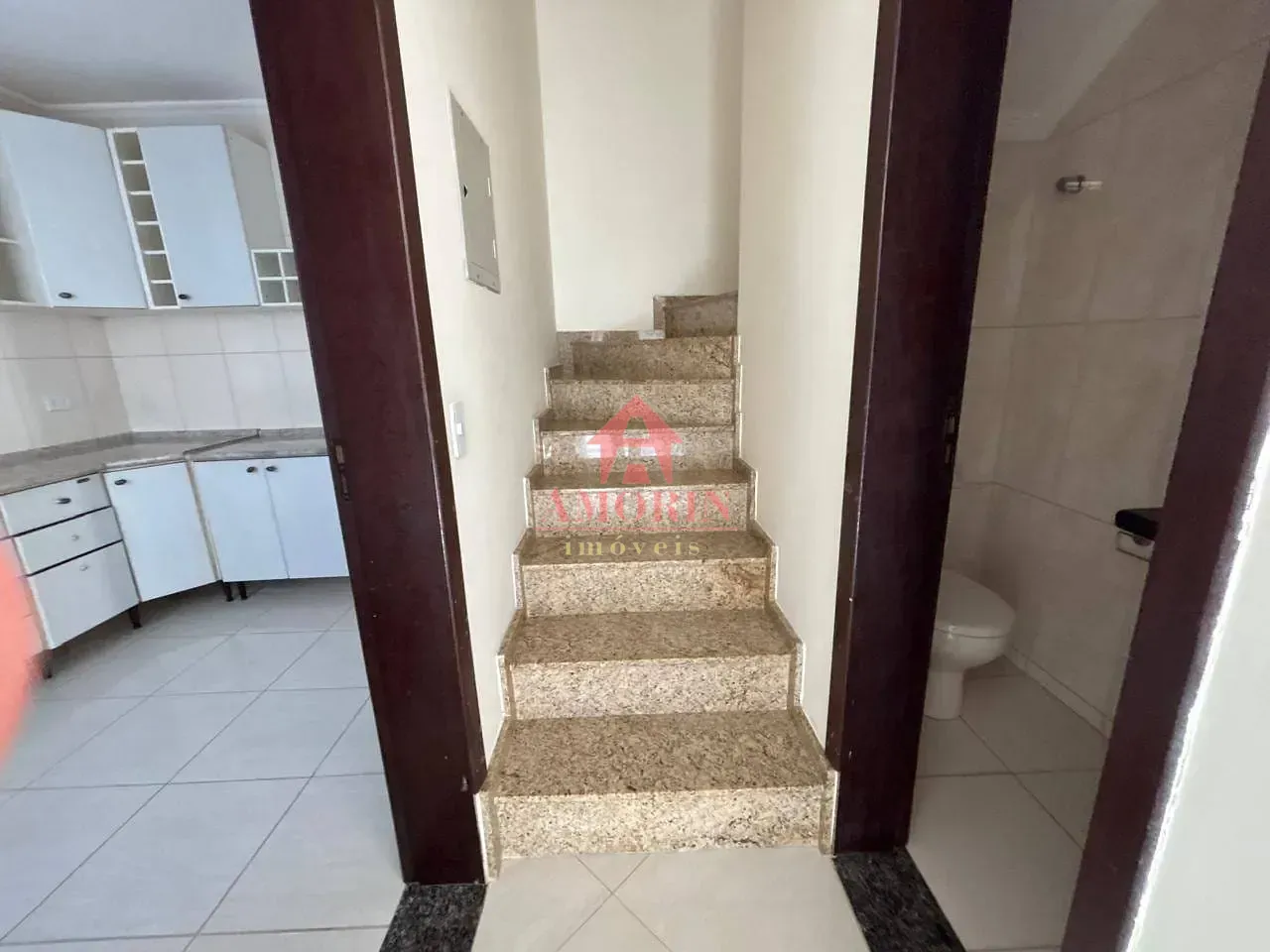 3-bedroom house with a grill on the balcony in Curitiba — photo 18