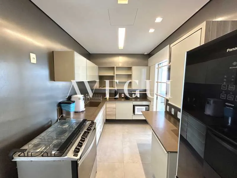Duplex penthouse with 3 bedrooms and 5 bathrooms — photo 28