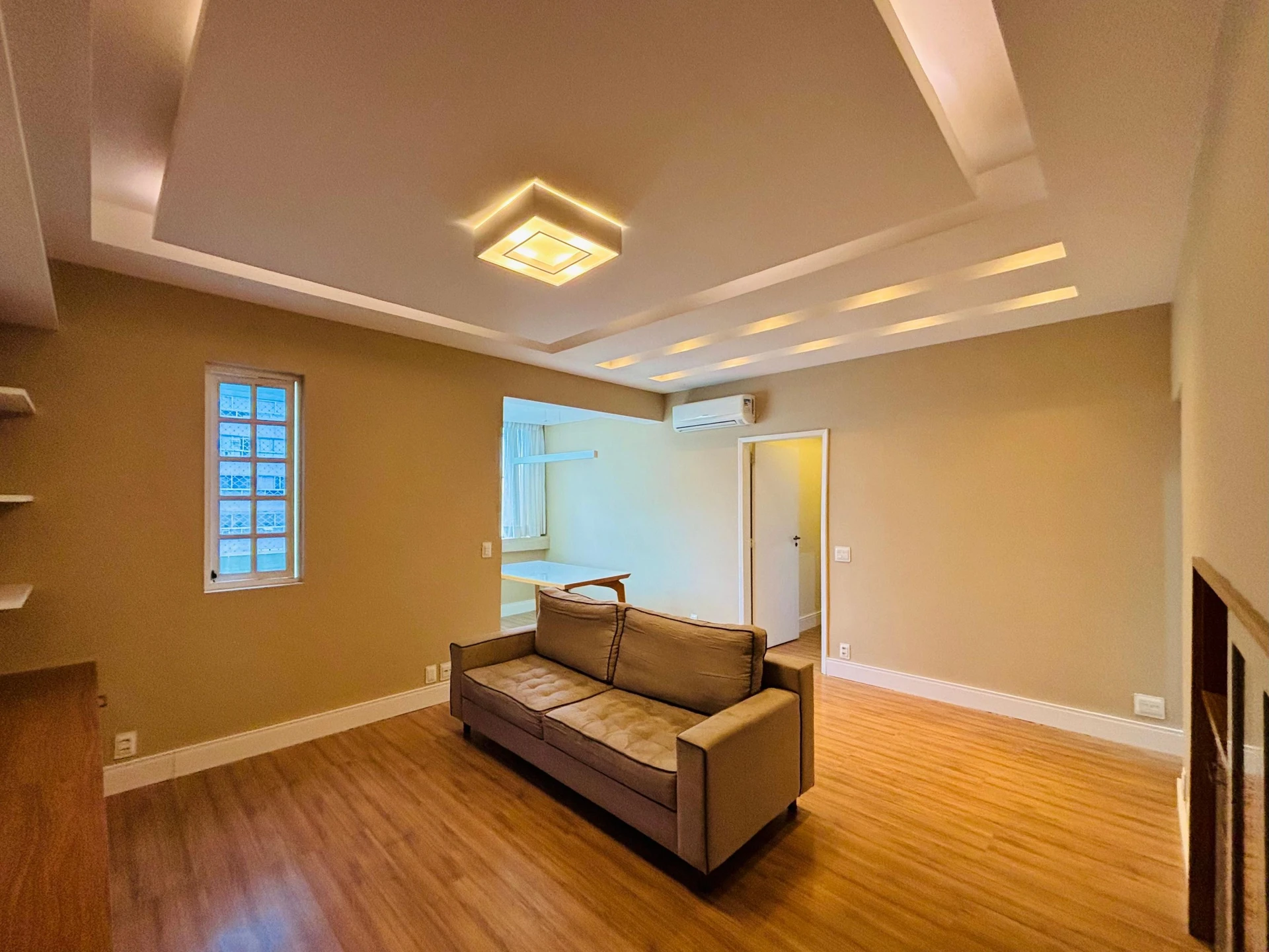 Apartamento com 3 quartos, varanda e cozinha integrada — photo 2