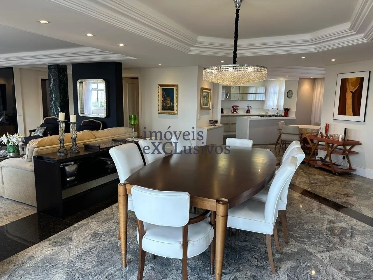 Furnished 4-bedroom apartment with 5 bathrooms — photo 8