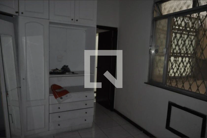 5-bedroom house with 450 m² and a private-use pool — photo 11