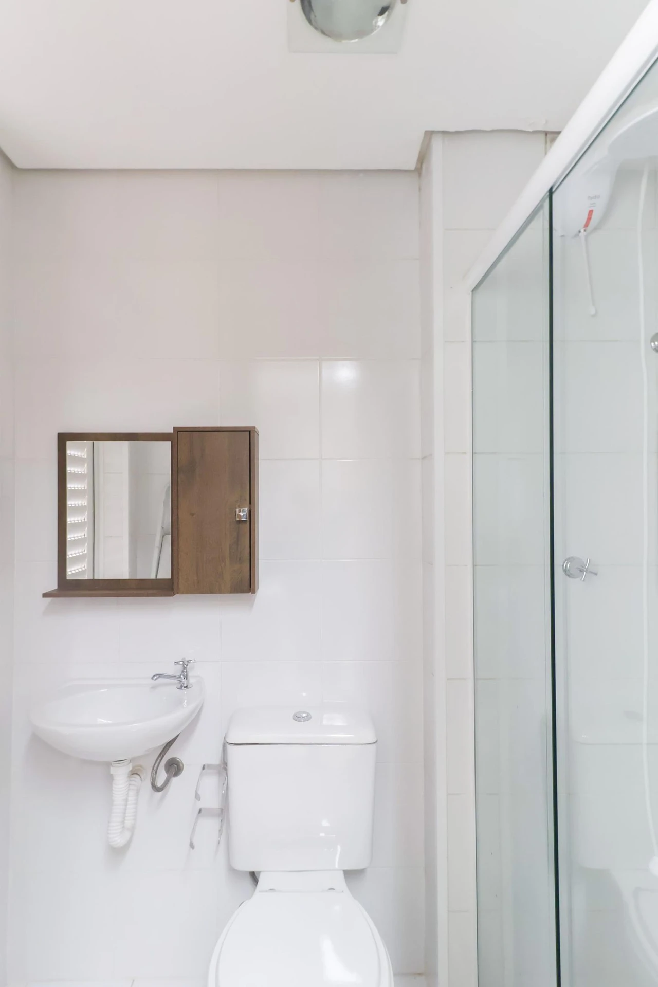Furnished apartment, 266 m², with a bathtub — photo 55