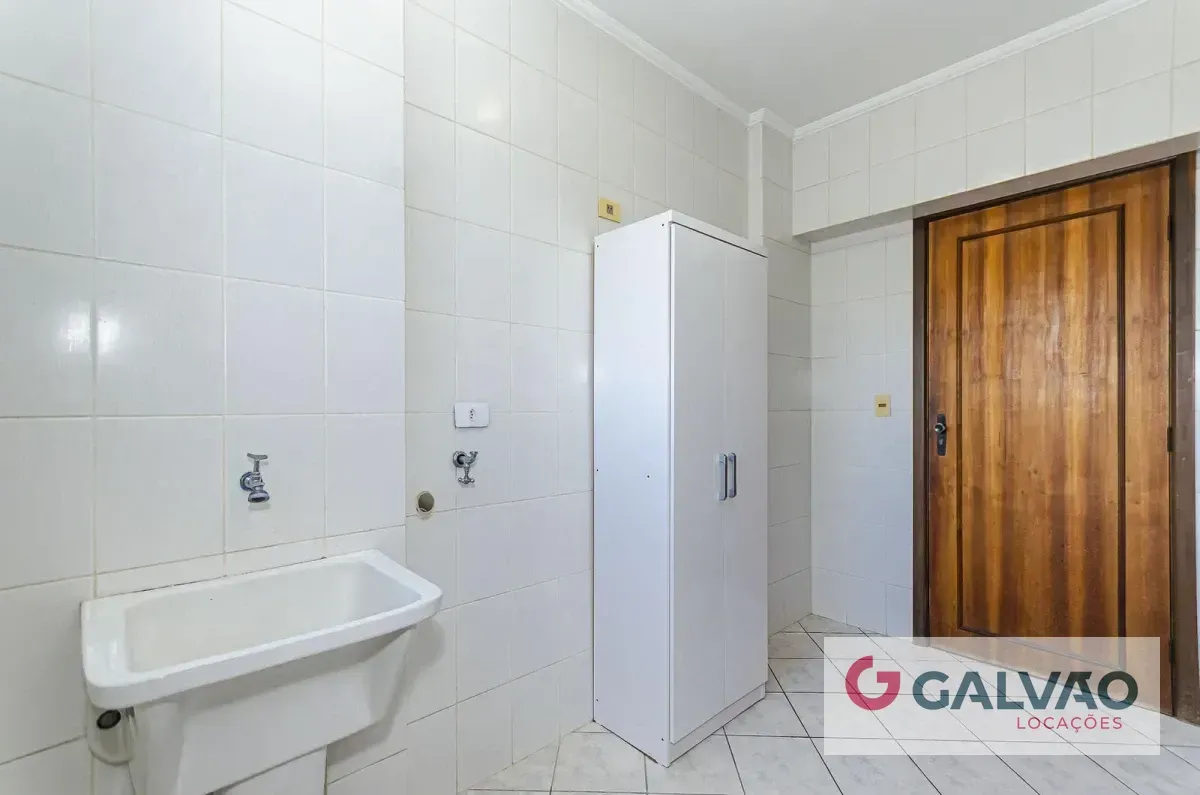 Рабочее место и 2 спальни: квартира 118 м² — photo 8