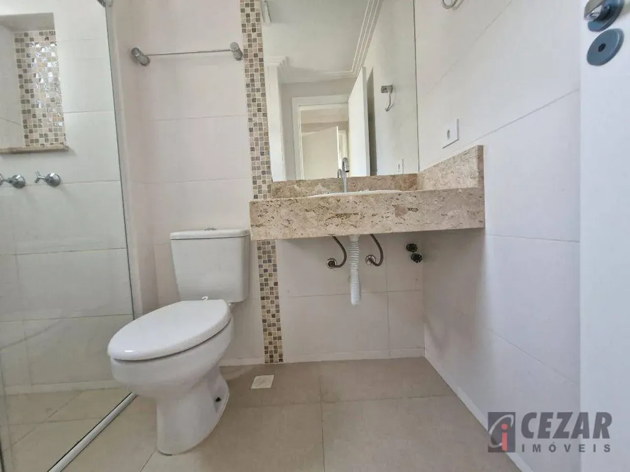 2-bedroom apartment with closed kitchen and balcony BBQ — photo 13