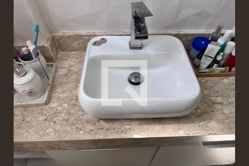 Furnished 3-bedroom apartment with 235 m² and 2 parking — photo 32