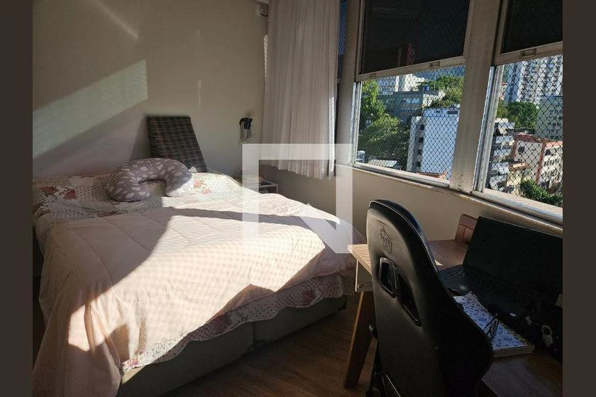 Walk-in closet in a 2-bedroom apartment, 70 m² — photo 8