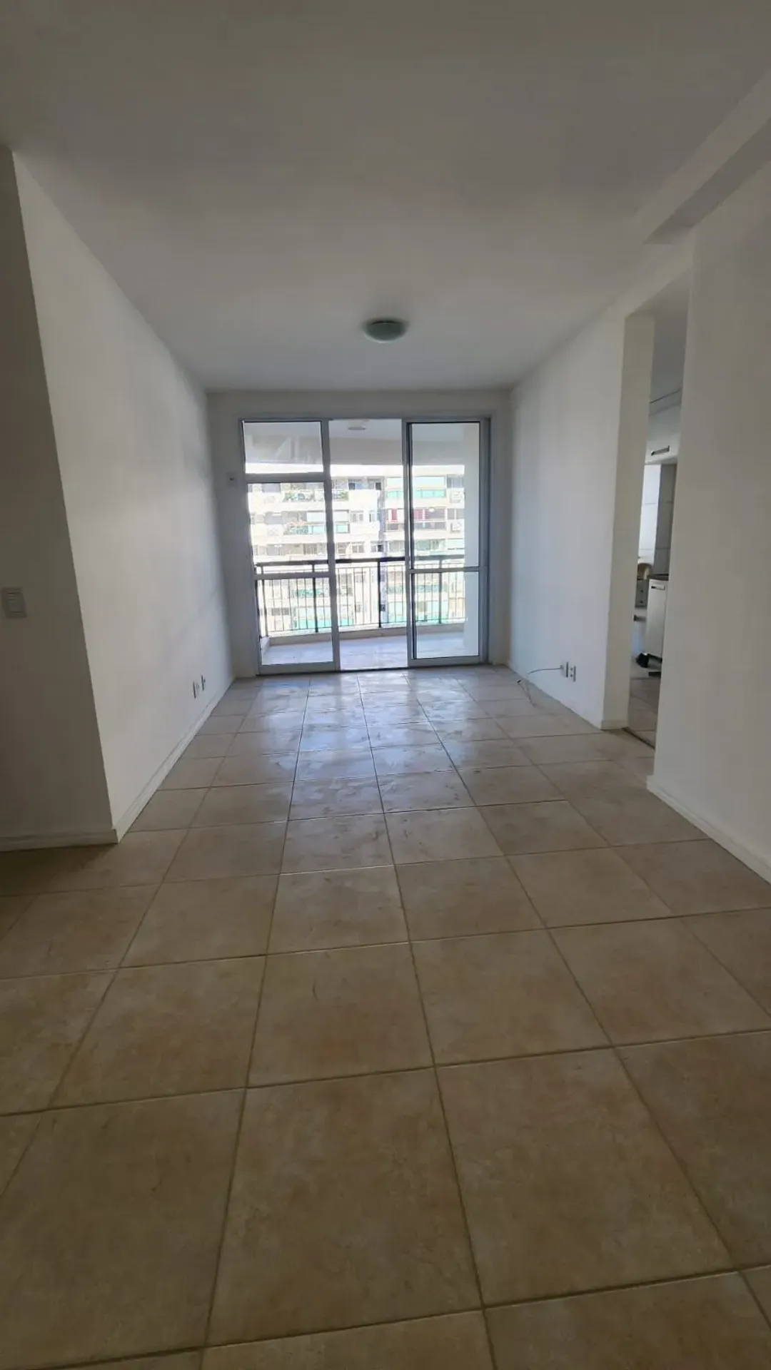 2-bedroom apartment with a private garden and 1 parking spot — photo 8