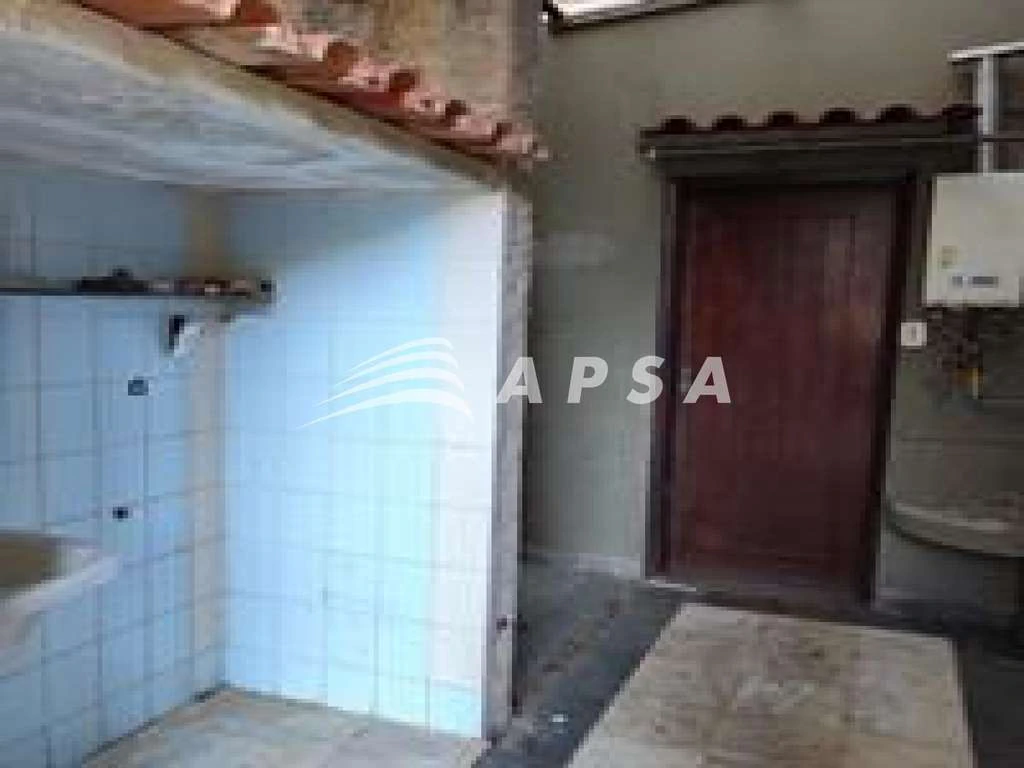 Casa de 200 m² com 3 quartos e cozinha fechada — photo 10