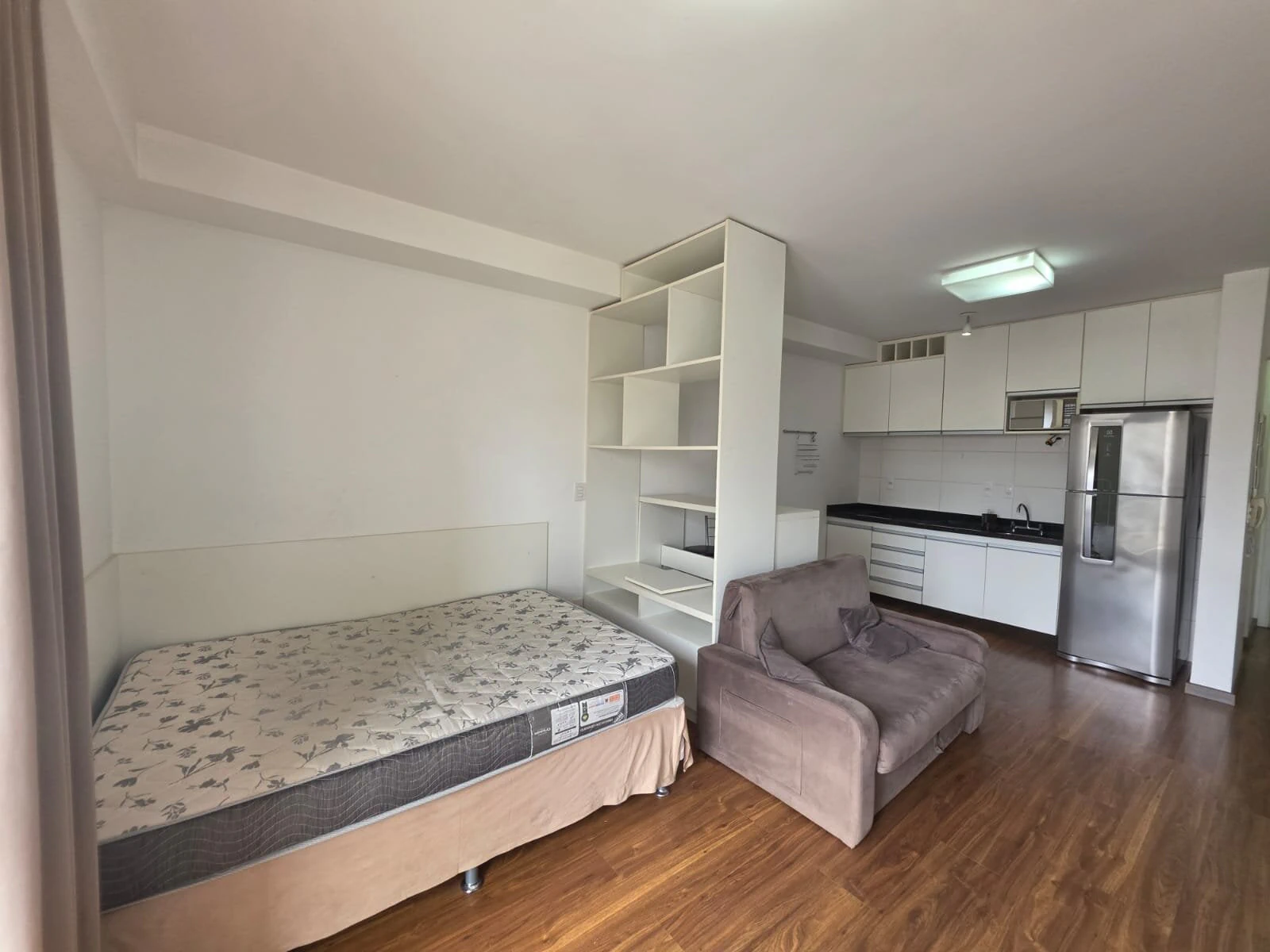 Furnished studio in a building with a sauna — photo 5
