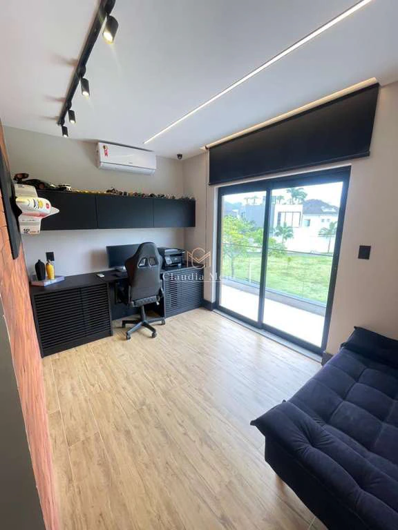 Furnished house with 5 en-suite bedrooms and 500 m² — photo 12