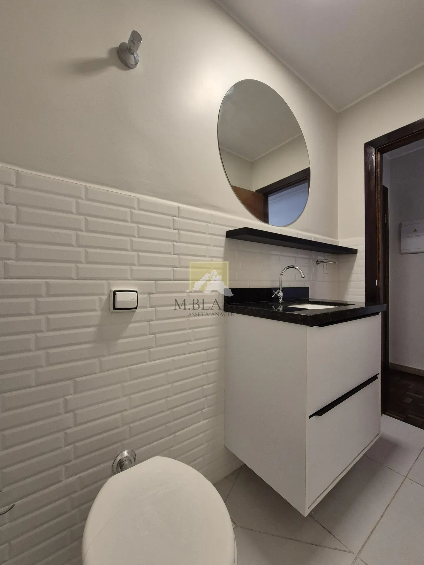 Washing machine in a 2-bedroom apartment, 120 m² — photo 17