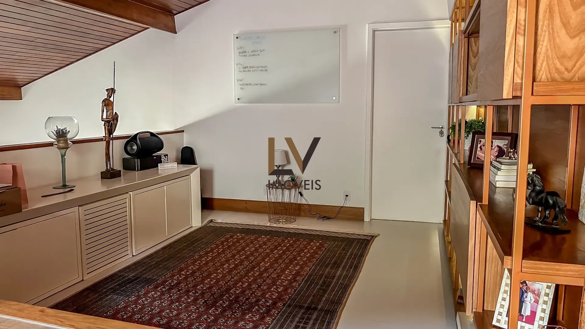 Furnished house with open-plan kitchen, 4 bedrooms and 5 baths — photo 34
