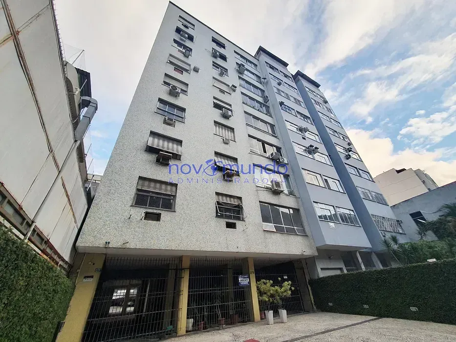 Furnished apartment with 3 bedrooms and 1 parking space — photo 19