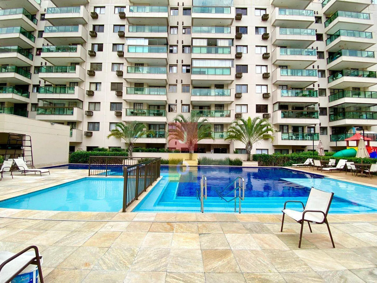 160 m² penthouse with 3 bedrooms and 2 en-suites — photo 90