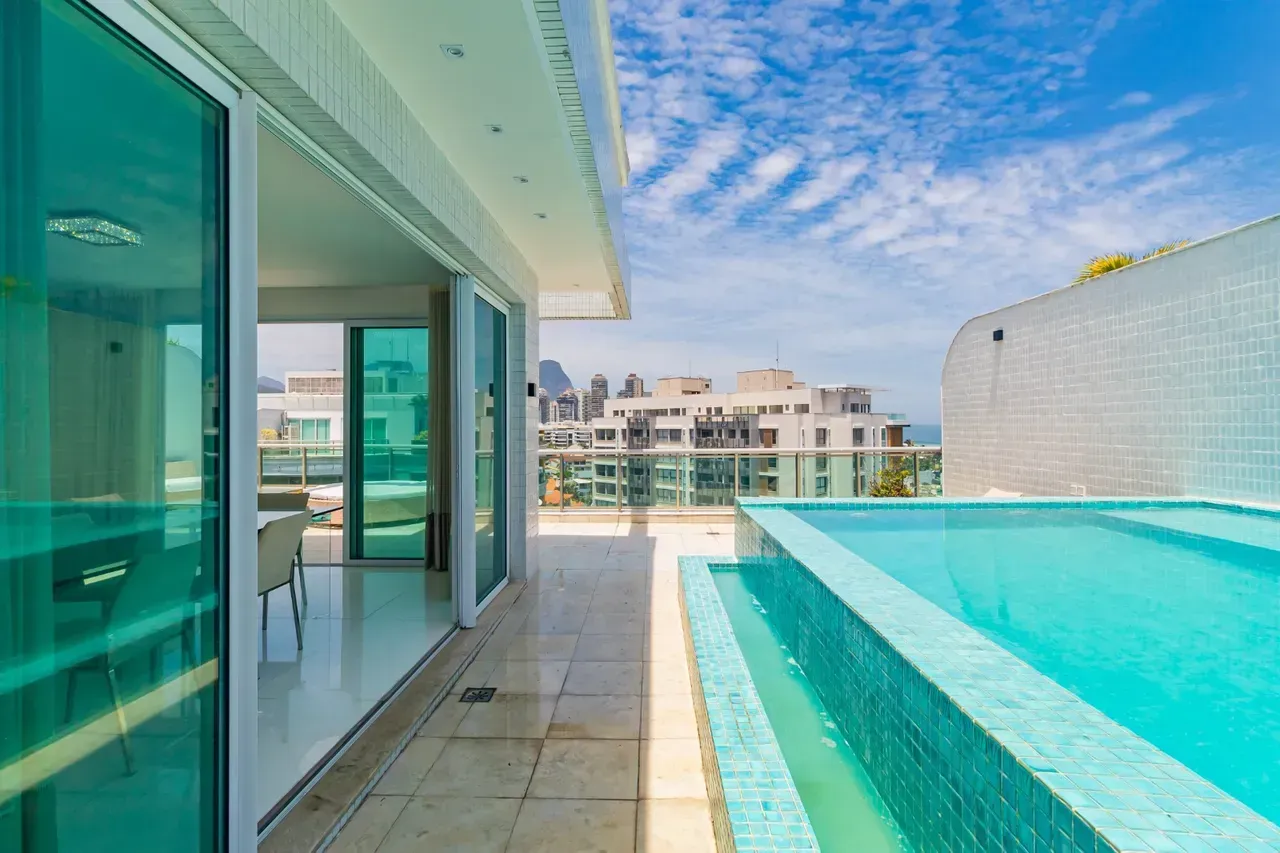 575 m² apartment with 4 en-suite bedrooms and 4 parking — photo 78