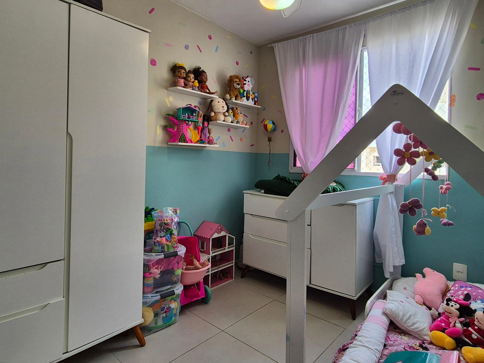 Furnished 2-bedroom apartment with a closed kitchen — photo 3