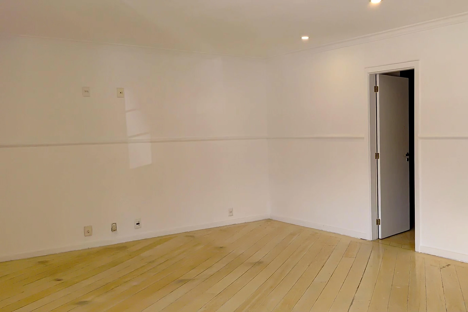 Casa mobiliada em condomínio com 6 suítes e 8 banheiros — photo 73