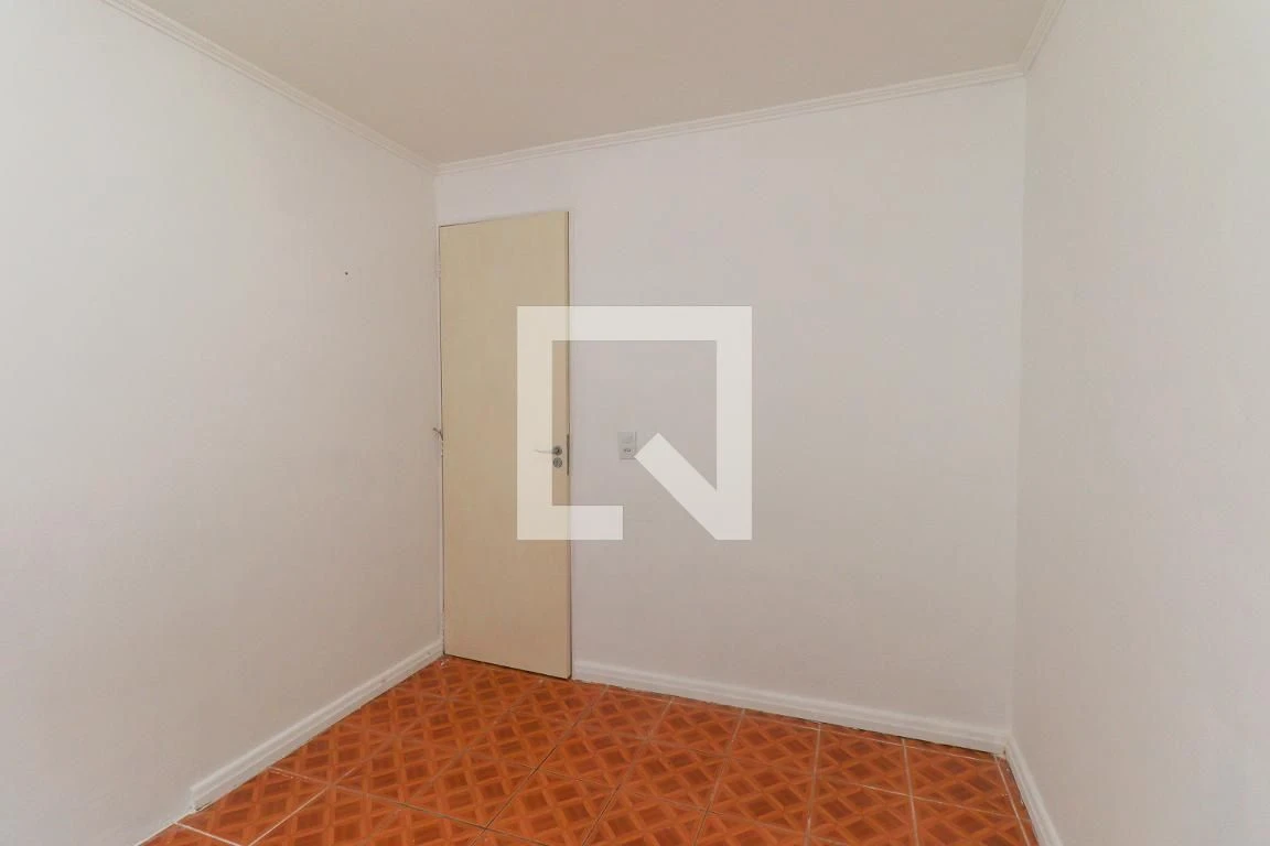 2-bedroom apartment with a washing machine in Curitiba — photo 34