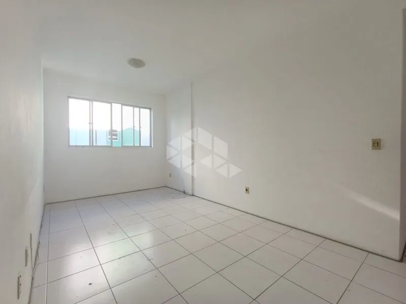 One-bedroom, 34 m² apartment in Florianópolis — photo 17
