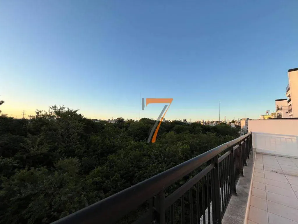 3-bedroom apartment with private garden and 337 m² — photo 8