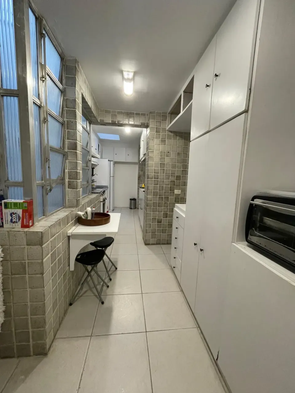 Furnished apartment with 4 bedrooms and a closed kitchen — photo 2