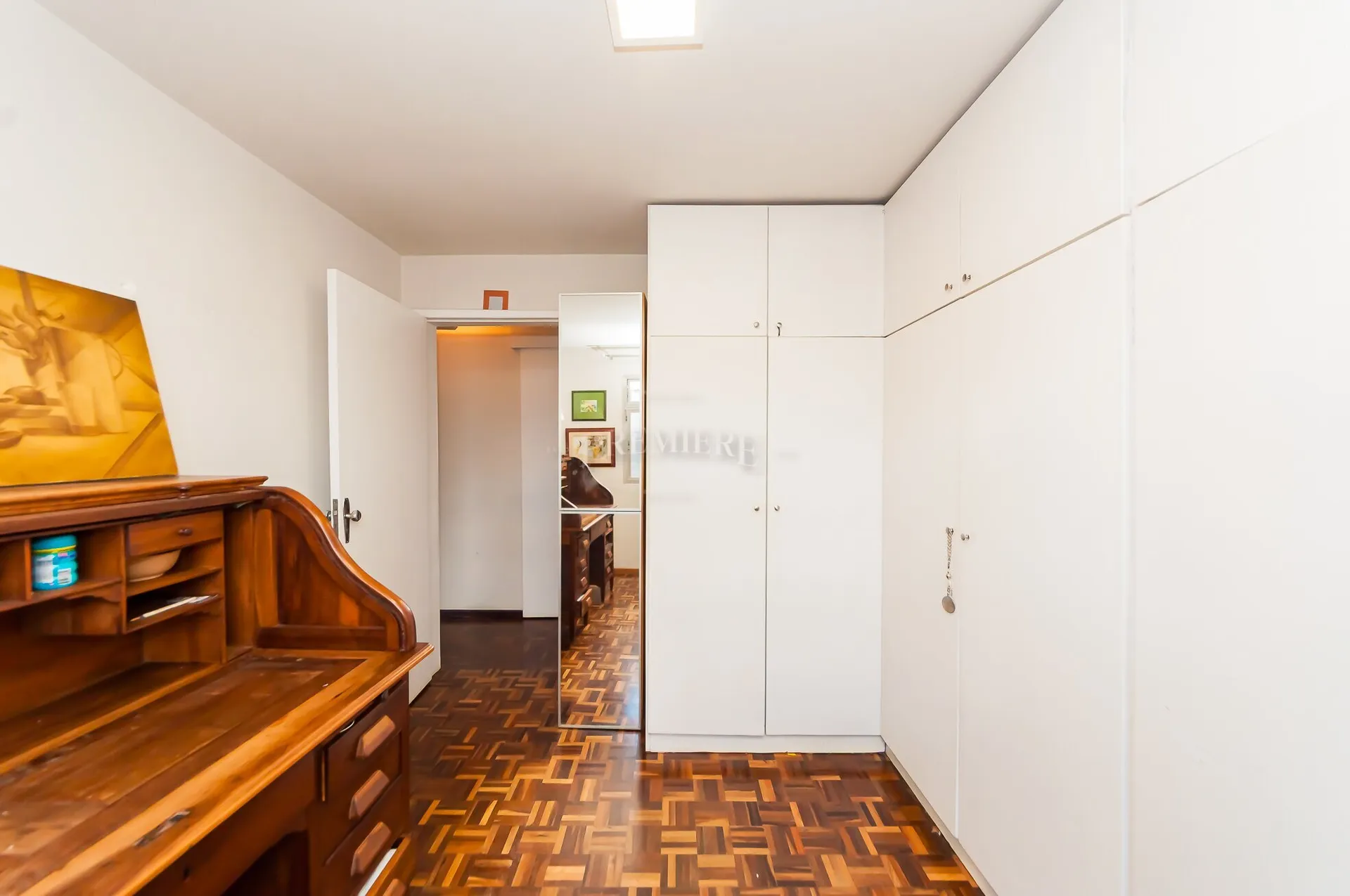 230 m² unfurnished apartment with 4 bedrooms and private garden — photo 27