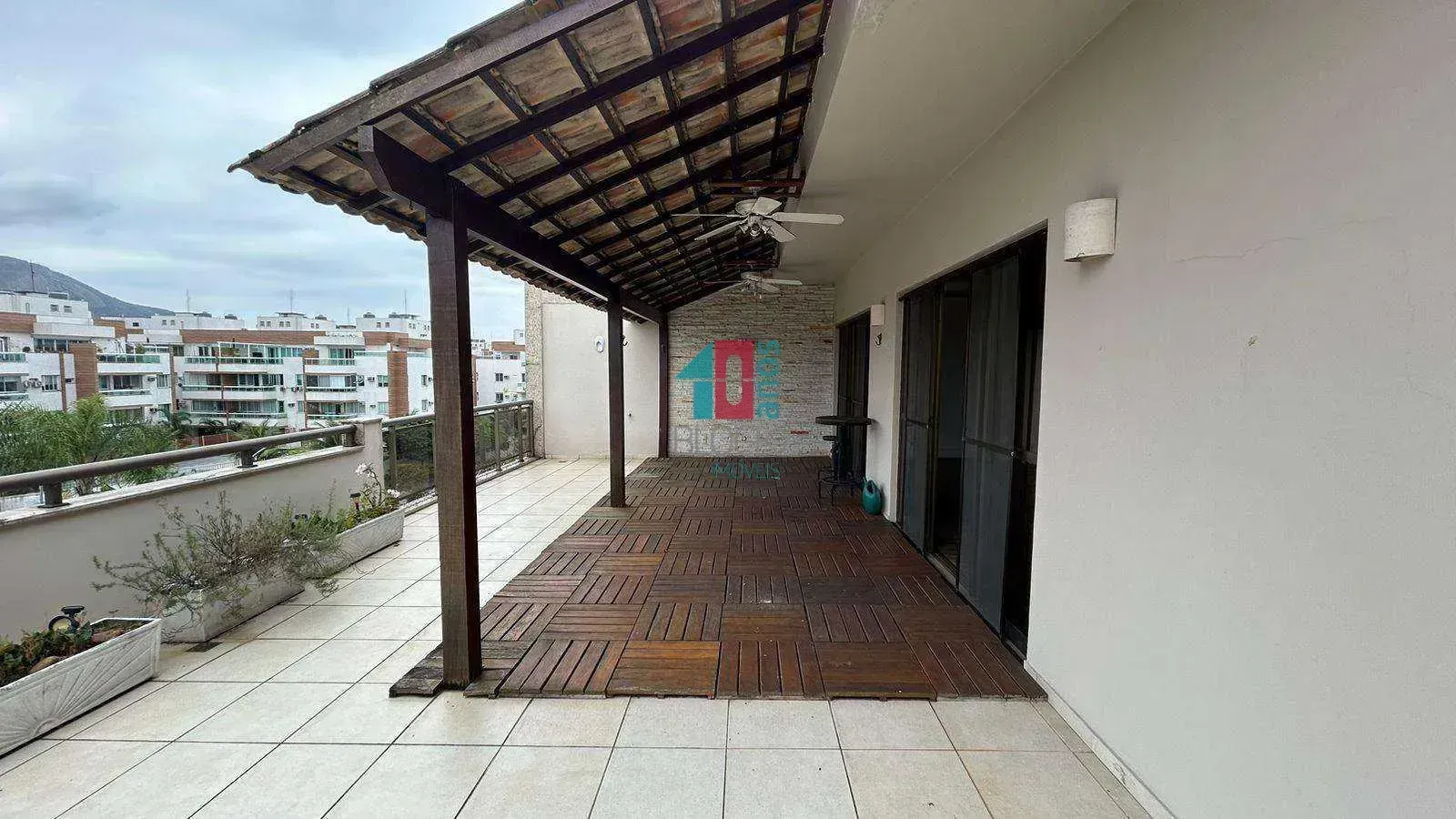 Penthouse with 3 bedrooms, 2 suites, 250 m² — photo 10