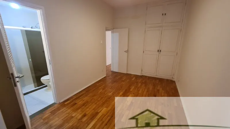 Apartment, 90 m², with wood or laminate floors — photo 13