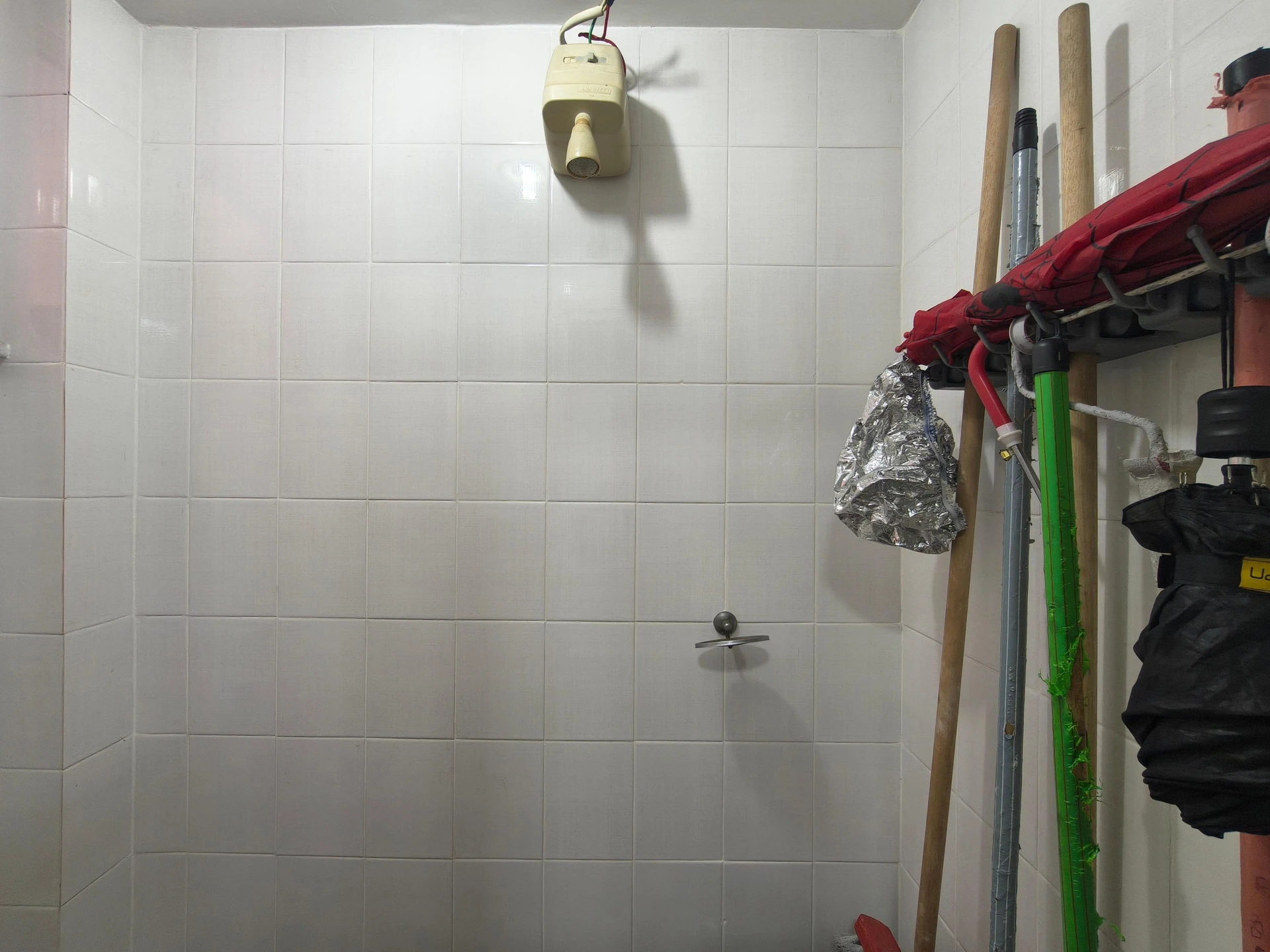 Apartamento amueblado con 3 dormitorios y balcón — photo 49