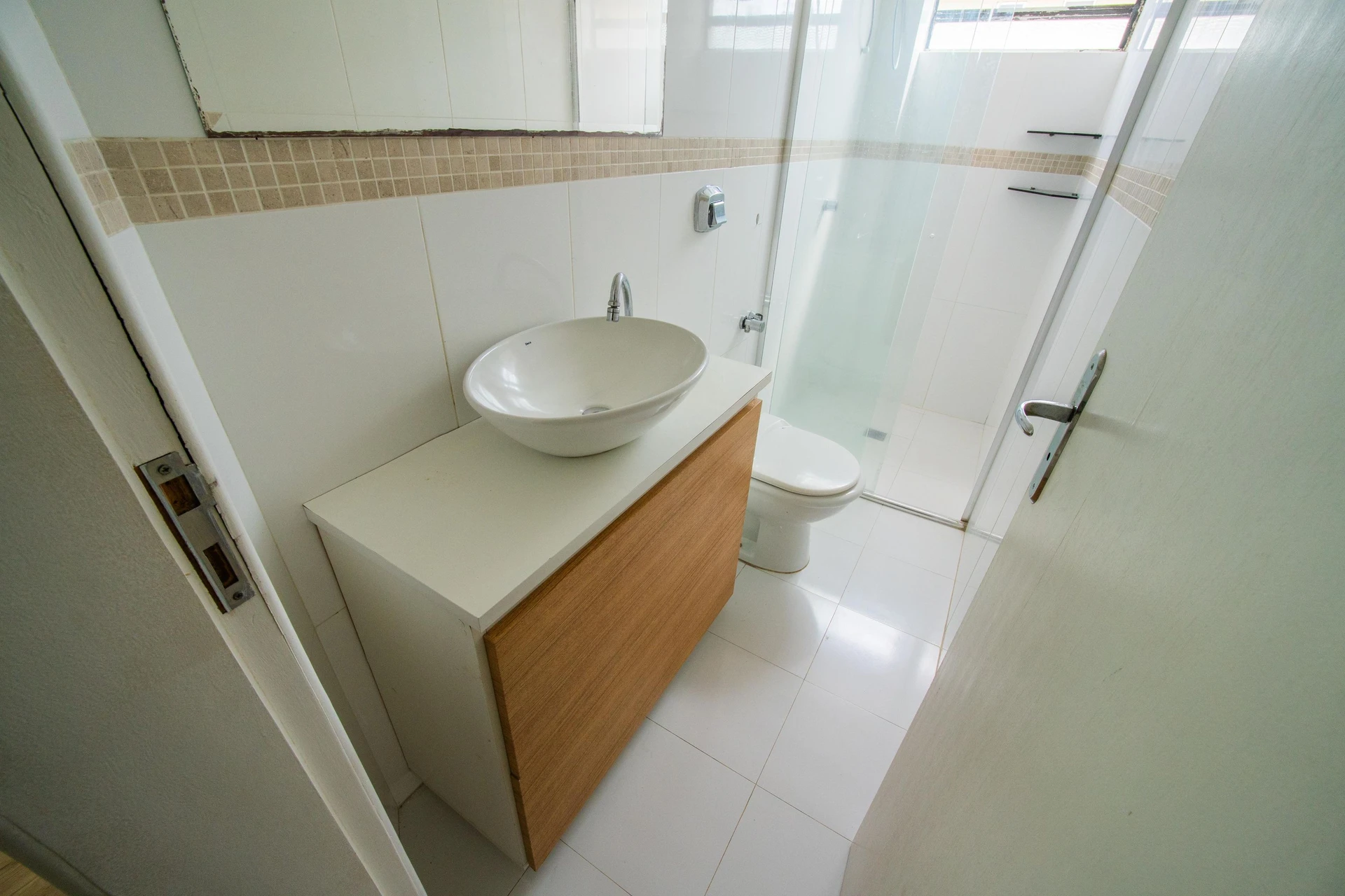 2-bedroom apartment with a washing machine in Curitiba — photo 24