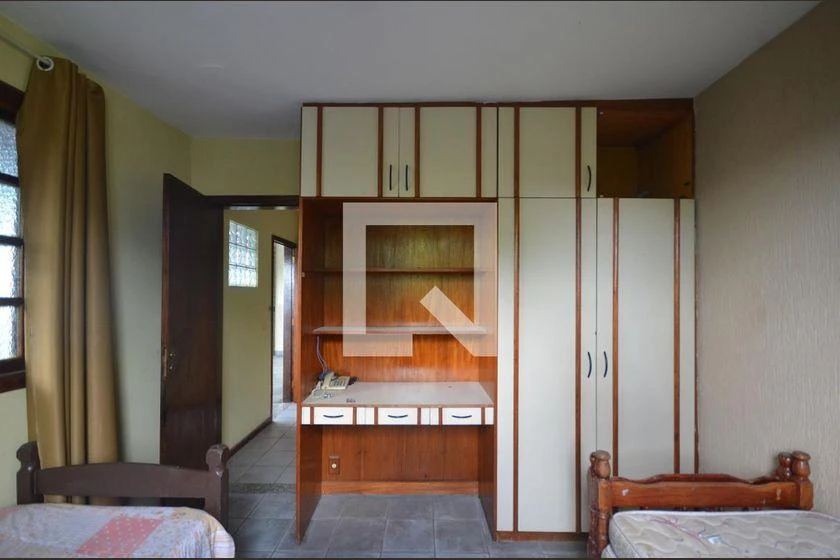 House with private garden and 7 bedrooms in 400 m² — photo 49