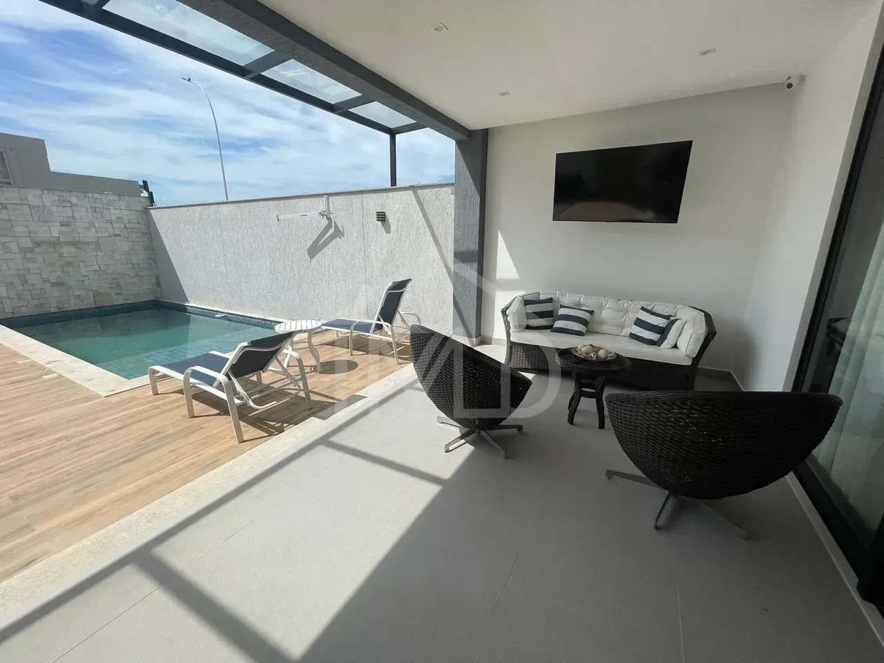 Casa com 5 suítes e cozinha integrada, com 330 m² — photo 18