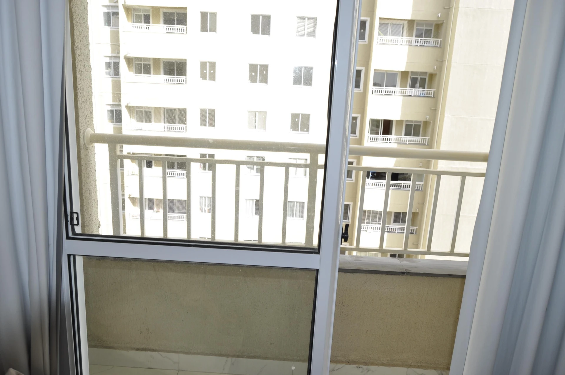 Furnished apartment, 37 m², with a mountain view — photo 14